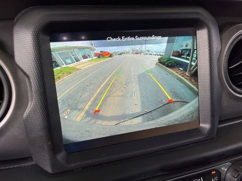 Used 2023 Jeep Wrangler Sport S image 49