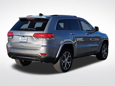 Used 2018 Jeep Grand Cherokee Limited image 6