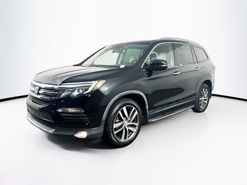 Used 2017 Honda Pilot Elite image 3