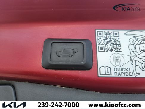 Used 2024 Toyota RAV4 Limited w/ Advanced Technology Package FWD image 13