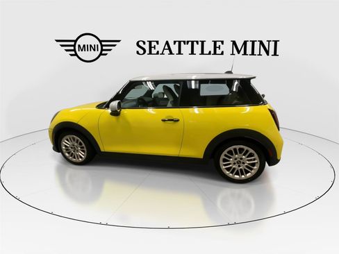 Certified 2025 MINI Cooper S image 7