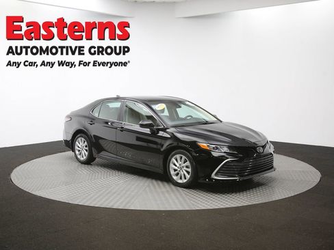 Used 2023 Toyota Camry LE image 46