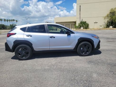 Used 2025 Subaru Crosstrek 2.0i AWD/4WD image 4