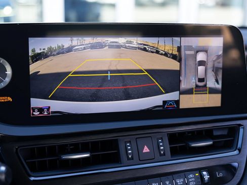 Used 2022 Lexus ES 350 w/ Accessory Package 2 FWD image 25