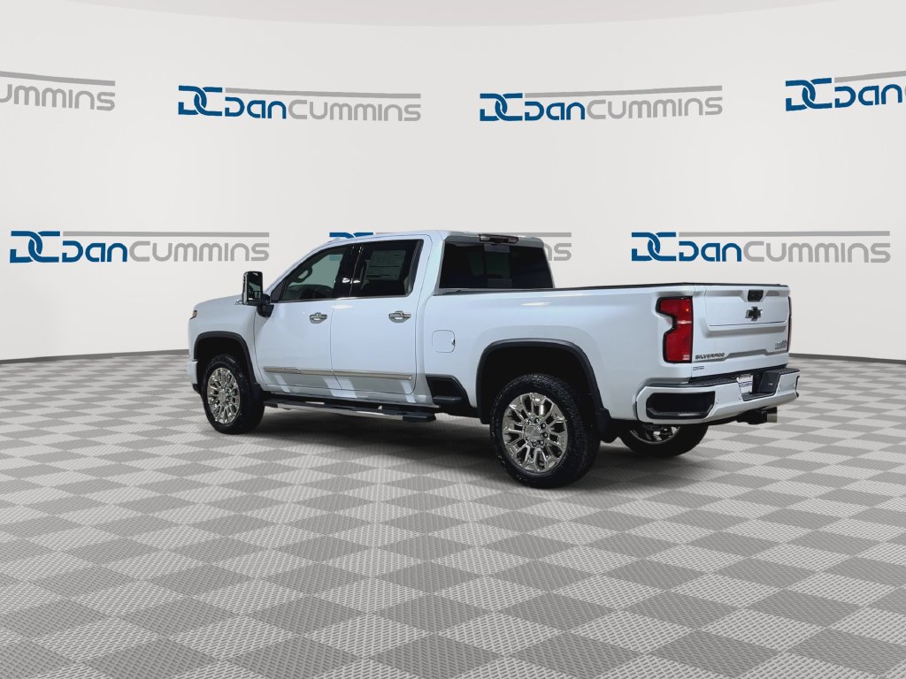 New 2026 Chevrolet Silverado 2500 High Country w/ High Country Premium Package AWD/4WD image 6
