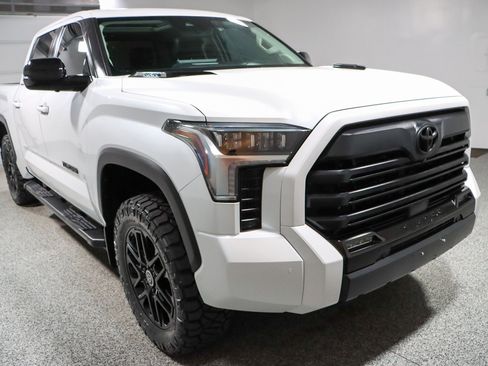 Used 2024 Toyota Tundra Limited image 6
