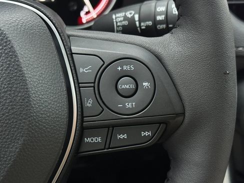 New 2025 Toyota RAV4 XLE image 29