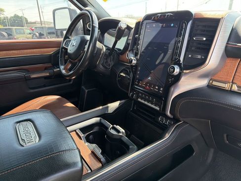 Used 2023 RAM 2500 Limited image 33