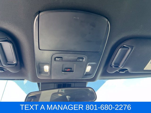 Used 2025 Toyota Camry SE FWD image 26