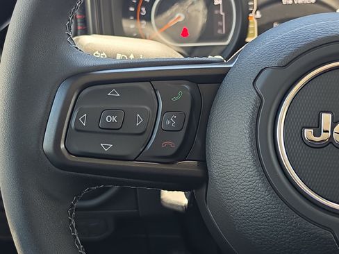 New 2026 Jeep Wrangler Unlimited Rubicon AWD/4WD image 13