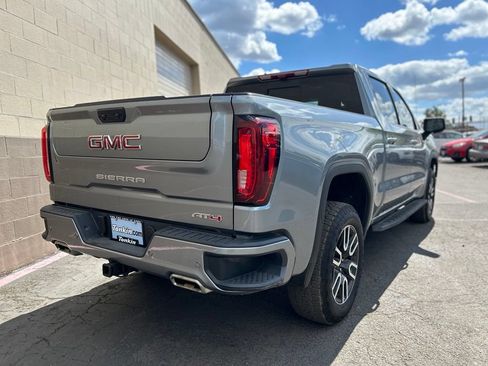 Used 2025 GMC Sierra 1500 AT4 w/ Technology Package AWD/4WD image 5