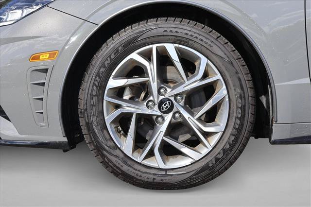 Used 2020 Hyundai Sonata SEL w/ Convenience Package FWD image 9