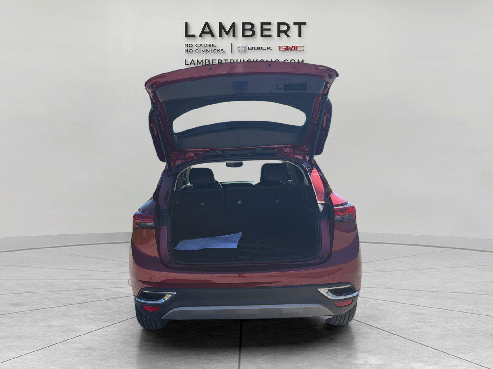 Used 2023 Buick Envision Essence AWD/4WD image 18