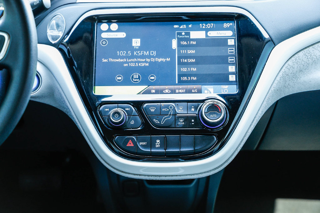 Used 2019 Chevrolet Bolt LT FWD image 15