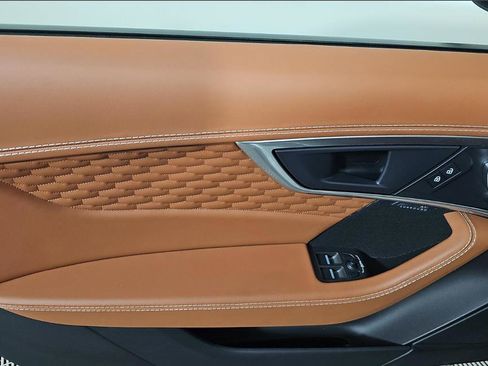 Used 2024 Jaguar F-TYPE R-Dynamic image 8