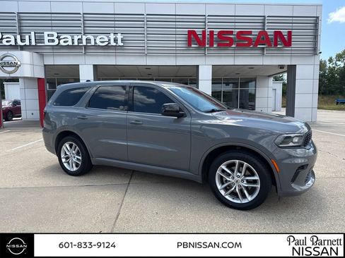 Used 2023 Dodge Durango GT RWD image 3