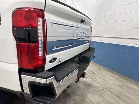 Used 2024 Ford F250 King Ranch image 40