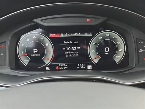 Used 2025 Audi Q8 Premium Plus w/ Premium Plus Package image 22