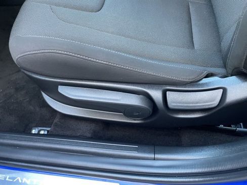 Used 2025 Hyundai Elantra SE image 10