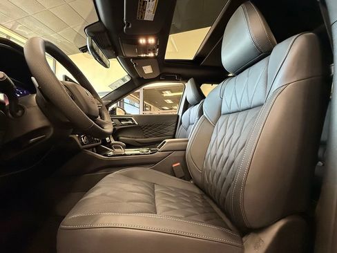 New 2026 Mitsubishi Outlander SEL Black Edition FWD image 28