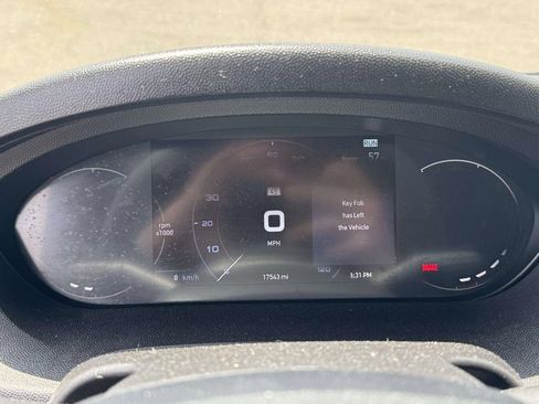 Used 2025 RAM ProMaster 2500 w/ U-Haul Equipment Group FWD image 27