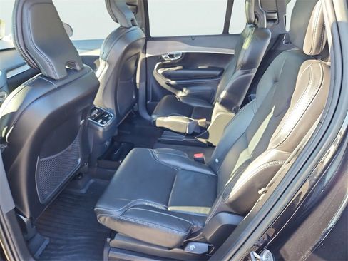 Used 2022 Volvo XC90 T6 Inscription w/ Advanced Package image 36