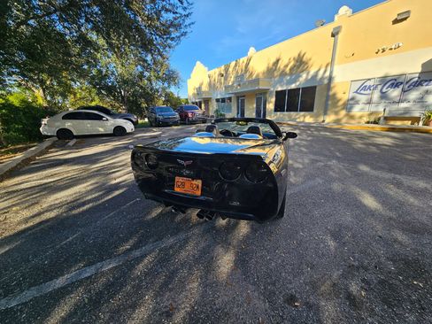 Used 2013 Chevrolet Corvette Convertible w/ 2LT Preferred Equipment Group RWD image 13