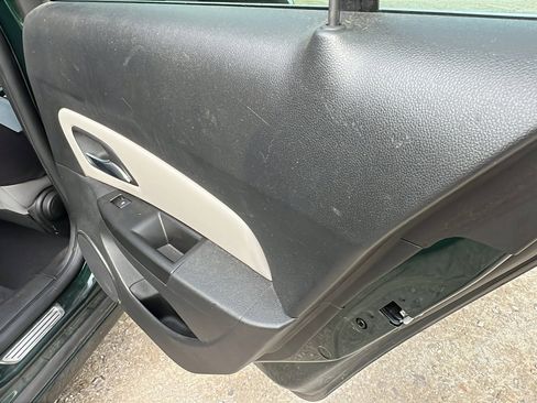 Used 2014 Chevrolet Cruze LT image 20