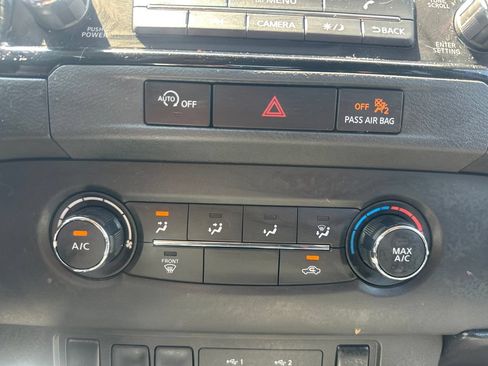 Used 2024 Nissan Frontier SV AWD/4WD image 17