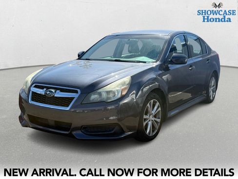 Used 2013 Subaru Legacy 2.5i Premium image 2