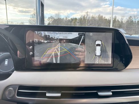 Used 2024 Hyundai Palisade Limited image 12