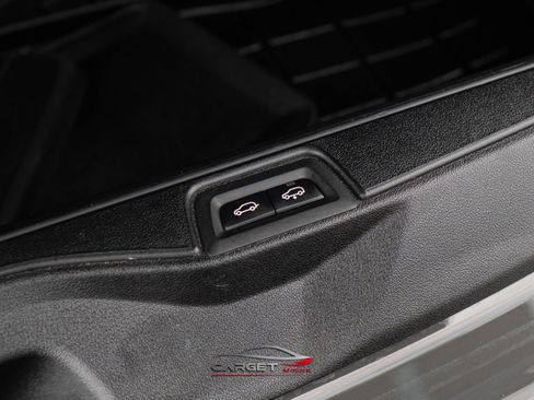 Used 2021 BMW X7 xDrive40i w/ M Sport Package image 54