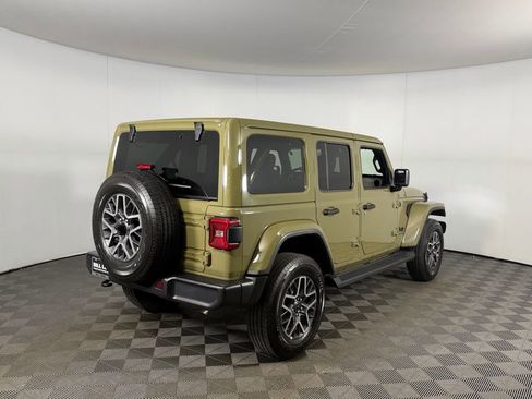 Certified 2026 Jeep Wrangler Unlimited Sahara AWD/4WD image 5