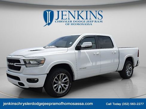 Used 2022 RAM 1500 Laramie w/ Sport Appearance Package AWD/4WD image 11