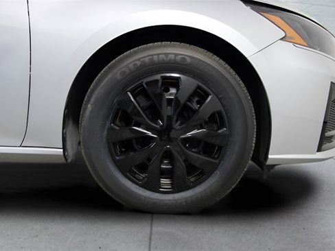 Certified 2024 Nissan Altima 2.5 S image 26