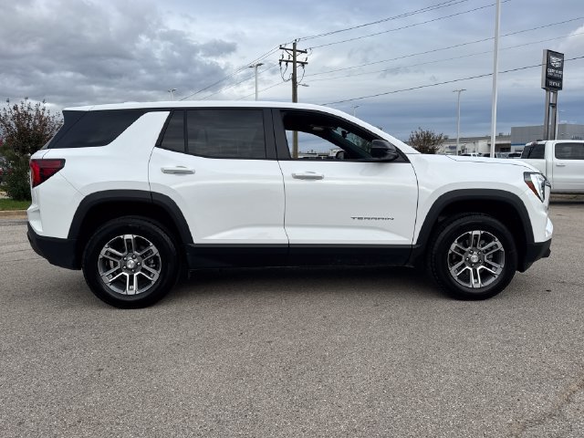 Used 2026 GMC Terrain Elevation w/ Technology Package II AWD/4WD image 9