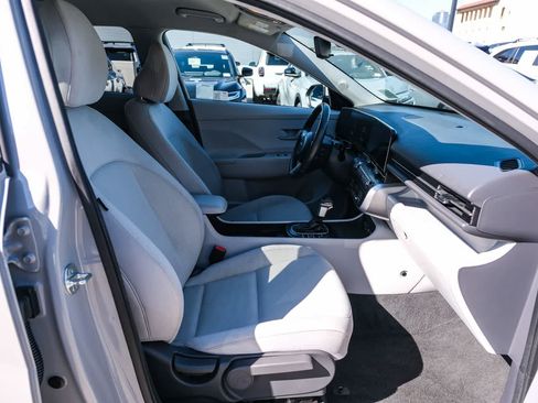 Used 2024 Hyundai Kona SEL FWD image 18