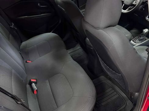 Used 2013 Kia Rio EX FWD image 13
