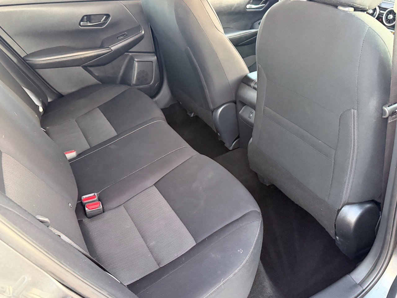 Certified 2025 Nissan Sentra SV FWD image 33