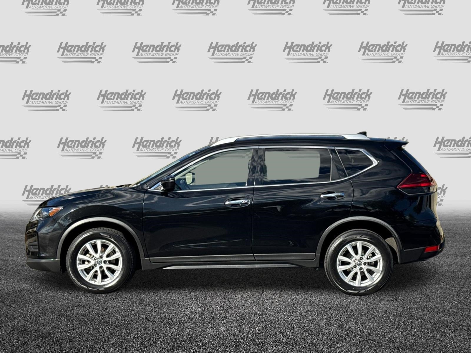 Used 2020 Nissan Rogue SV FWD image 8