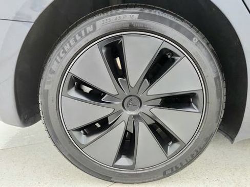 Used 2025 Tesla Model 3 Long Range RWD image 75