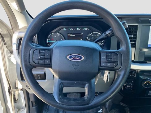 Used 2024 Ford F250 XL AWD/4WD image 11