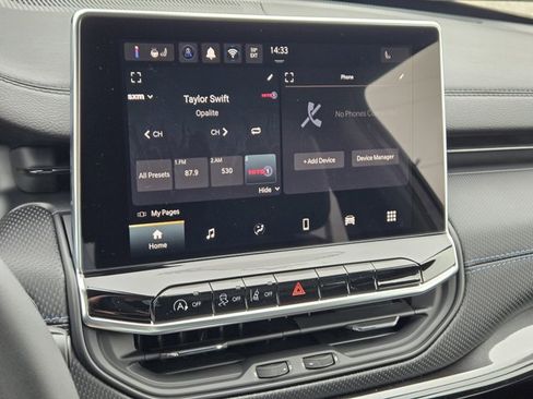 New 2026 Jeep Compass Latitude image 25