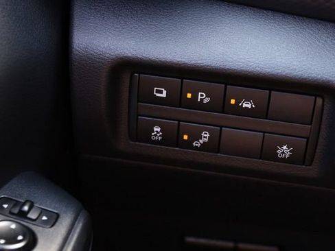 Used 2024 Nissan Kicks S FWD image 19