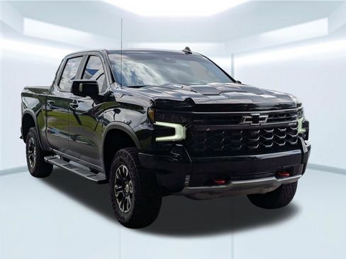 Used 2024 Chevrolet Silverado 1500 ZR2 w/ Technology Package AWD/4WD image 8