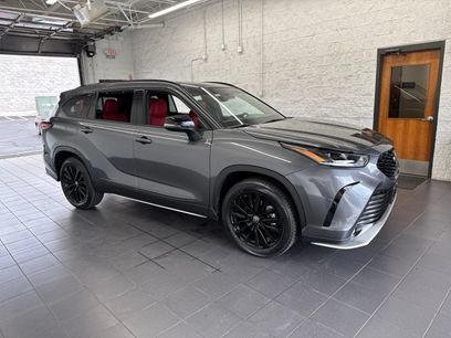 Certified 2025 Toyota Highlander XSE