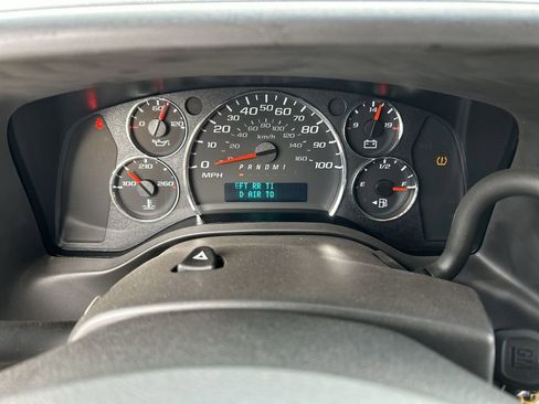 New 2025 GMC Savana 2500 w/ Driver Convenience Package image 11