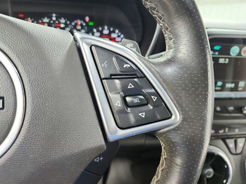 Used 2018 Chevrolet Camaro SS image 21
