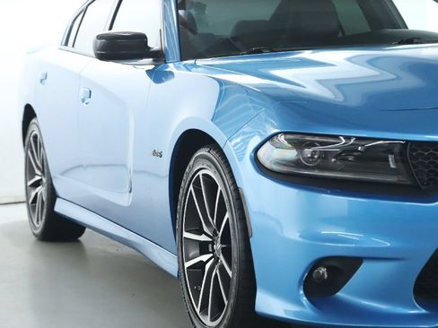 Used 2023 Dodge Charger R/T w/ Plus Group RWD image 8