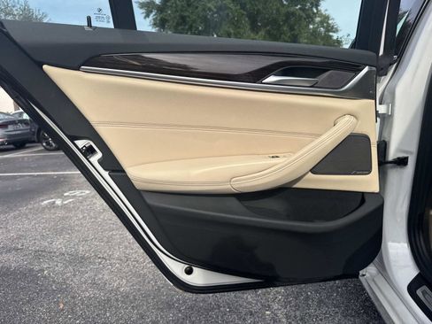 Certified 2023 BMW 540i w/ Premium Package image 12